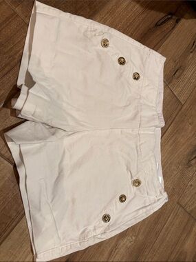 Lilly Pulitzer Cream High-Rise Shorts with Gold Buttons
